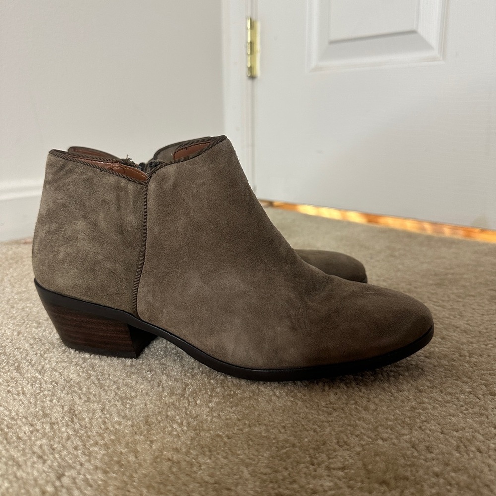 Sam Edelman Petty Ankle Bootie - Taupe